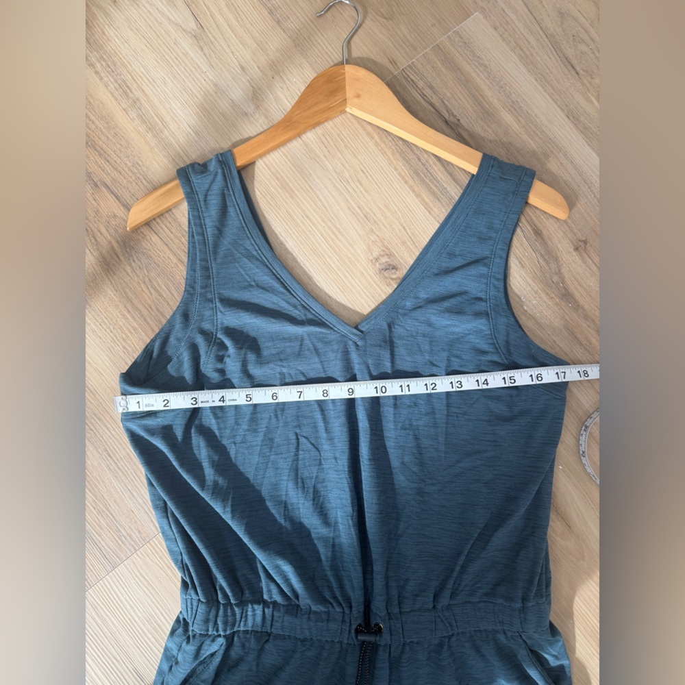 Old Navy Dark Teal Sleeveless Jumpsuit – Stretchy & Petite (Size Medium P) 💙✨ - Picture 5 of 8
